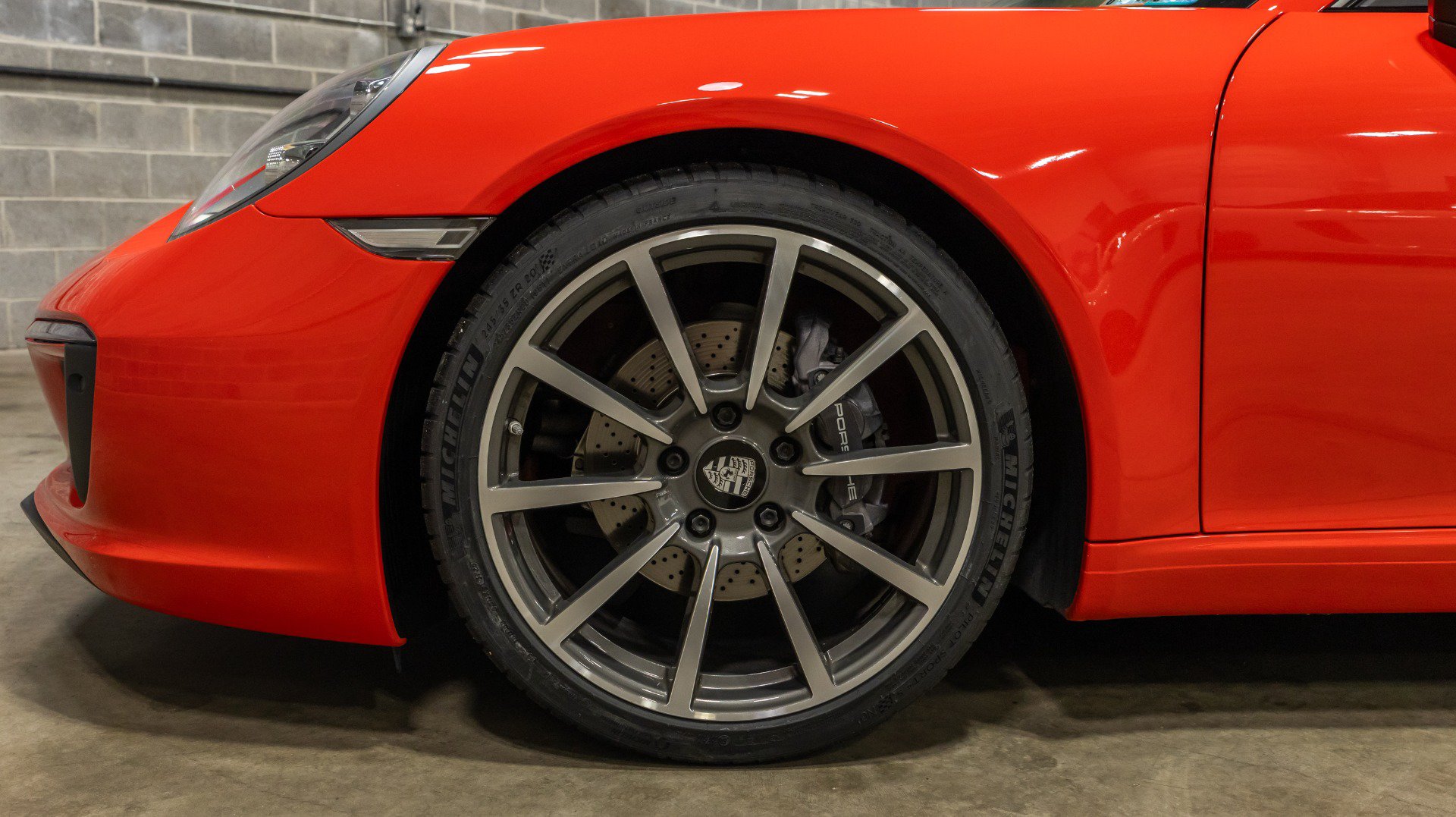 Used 2018 Porsche 911 Carrera RWD image 29