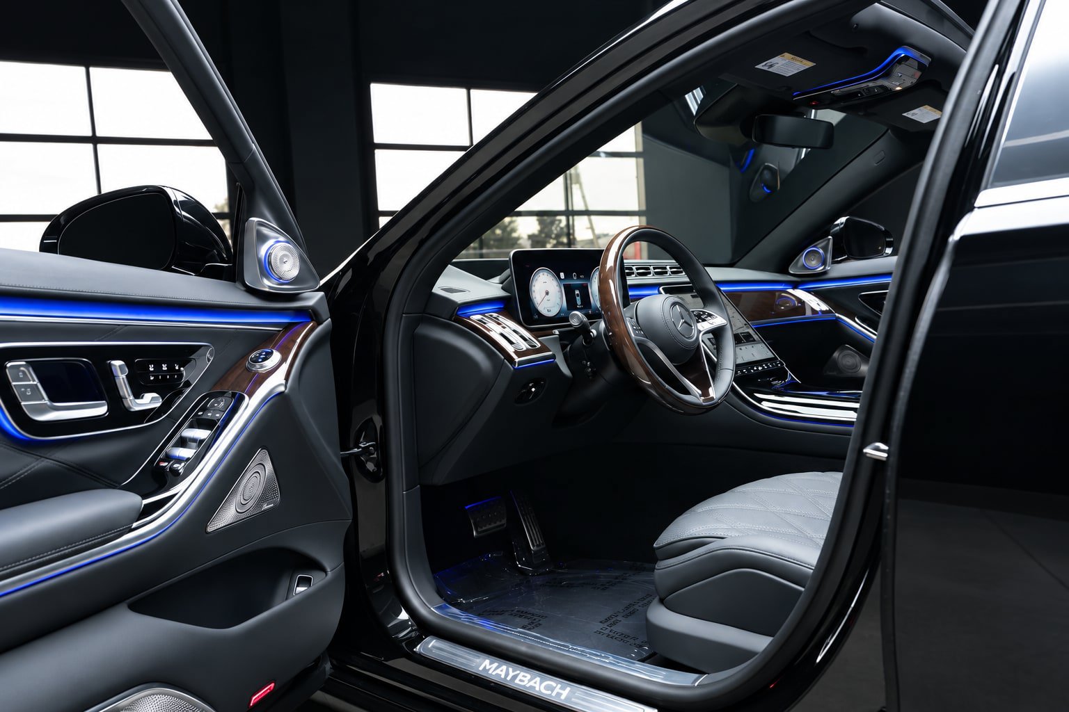 Used 2026 Mercedes-Benz Maybach S 680 4MATIC image 23