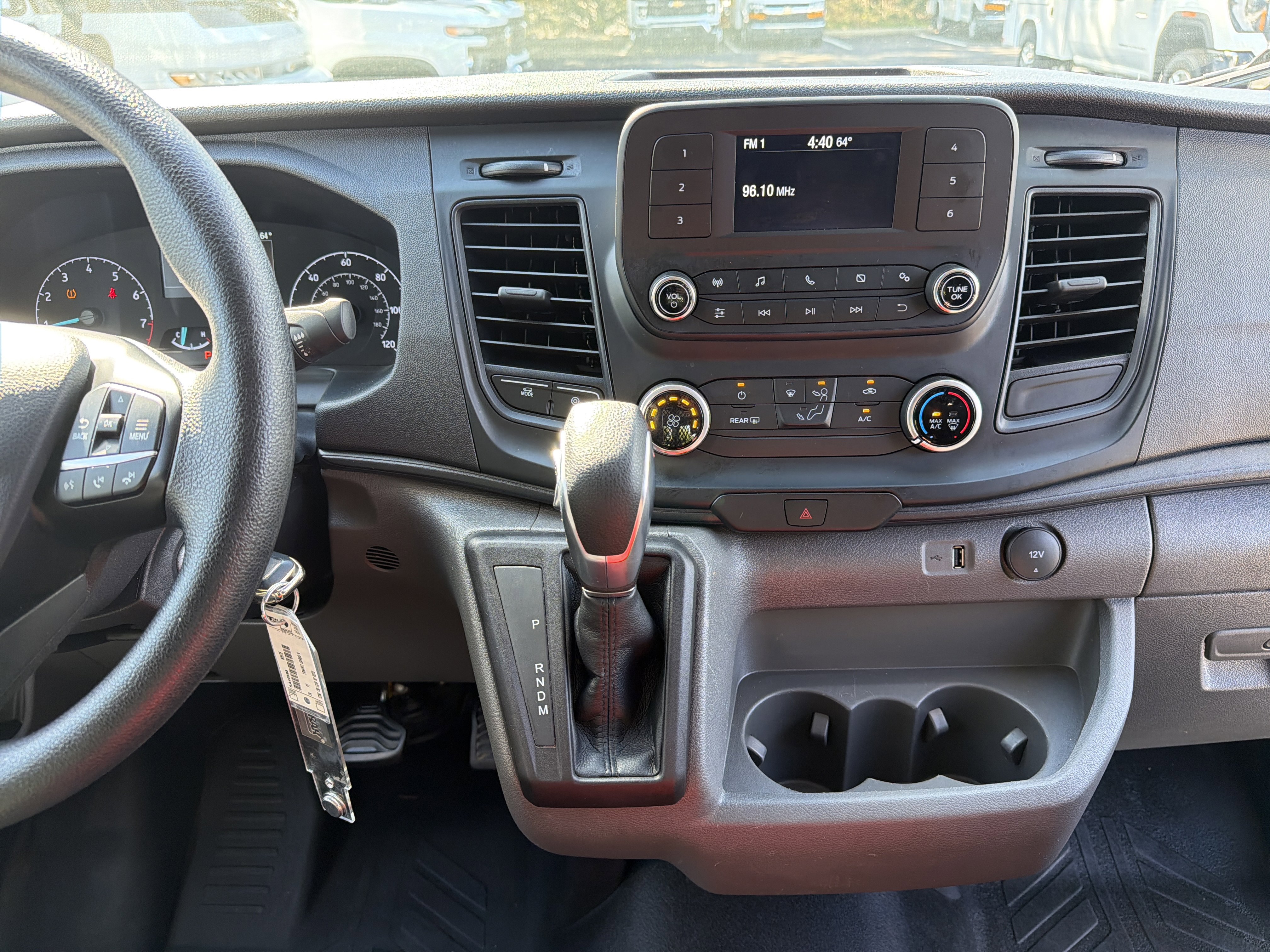 Used 2024 Ford Transit 250 Low Roof w/ Exterior Upgrade Package RWD image 30