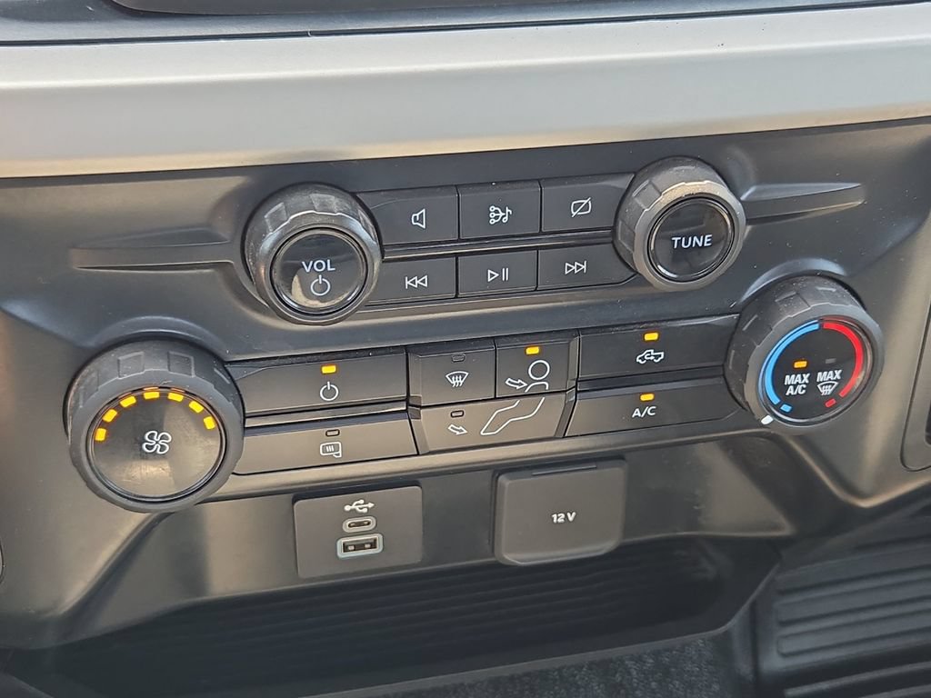 Used 2023 Ford F250 XL w/ 360-Degree Camera Package AWD/4WD image 16