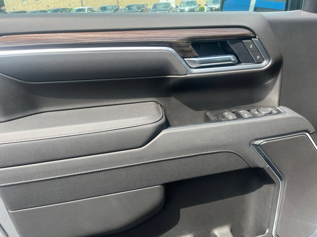 New 2026 Chevrolet Silverado 1500 LT AWD/4WD image 12