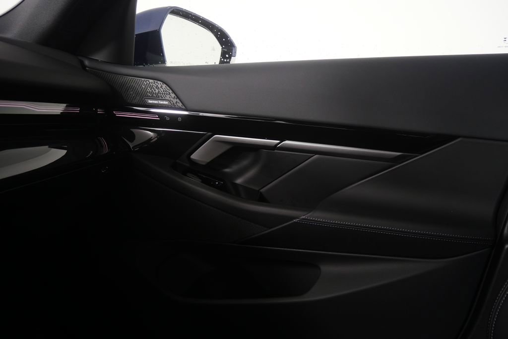 Certified 2026 BMW 530i image 25