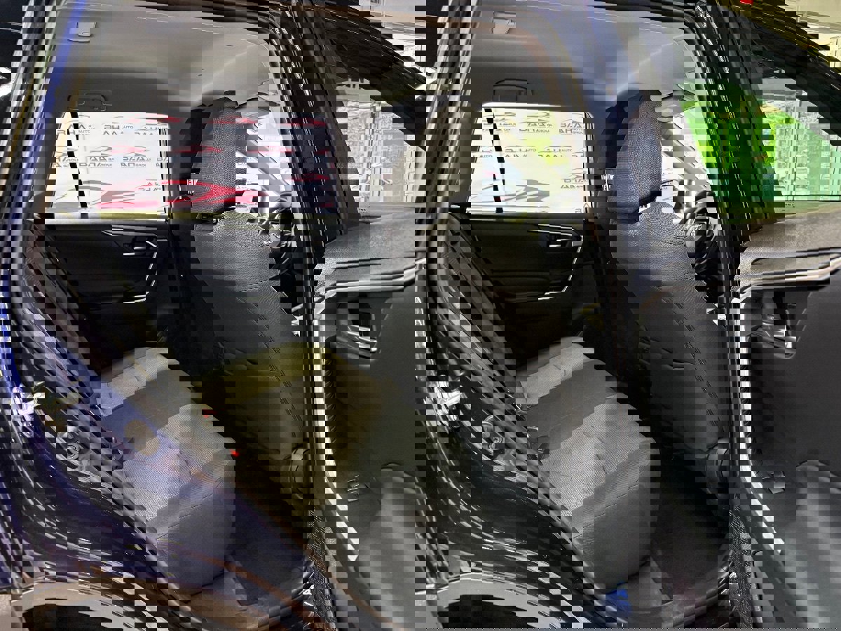 Used 2022 Toyota RAV4 XLE image 42