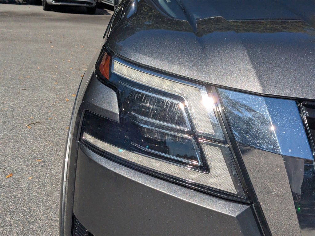 Used 2023 Nissan Armada Platinum w/ Cargo Package image 9