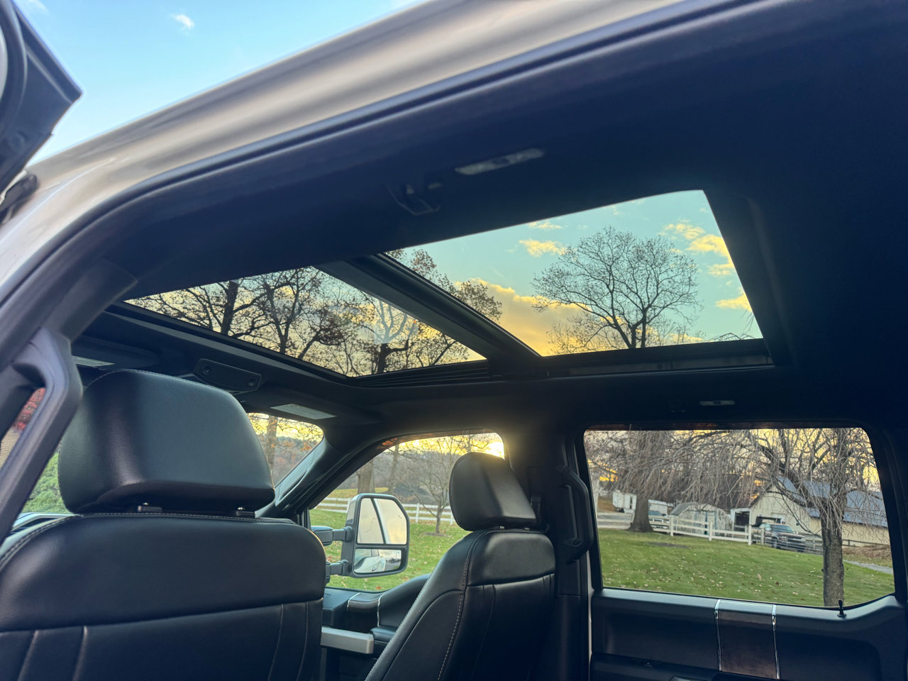 Used 2022 Ford F450 Lariat w/ Lariat Ultimate Package image 39