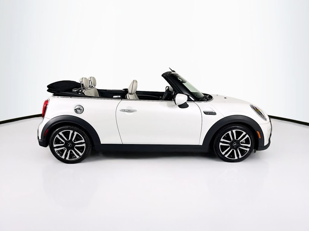 Used 2023 MINI Cooper S w/ Signature Upholstery Package FWD image 12