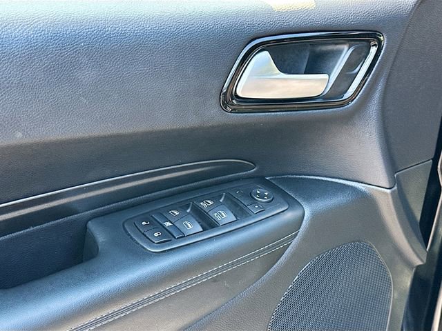 Used 2024 Dodge Durango SXT image 17