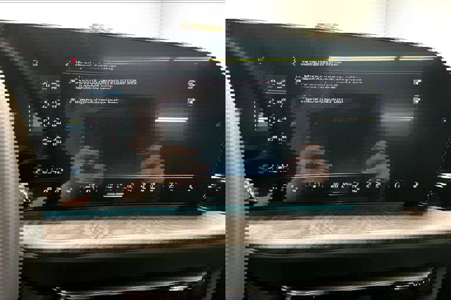 Used 2025 Audi Q5 Premium Plus w/ Premium Plus image 38