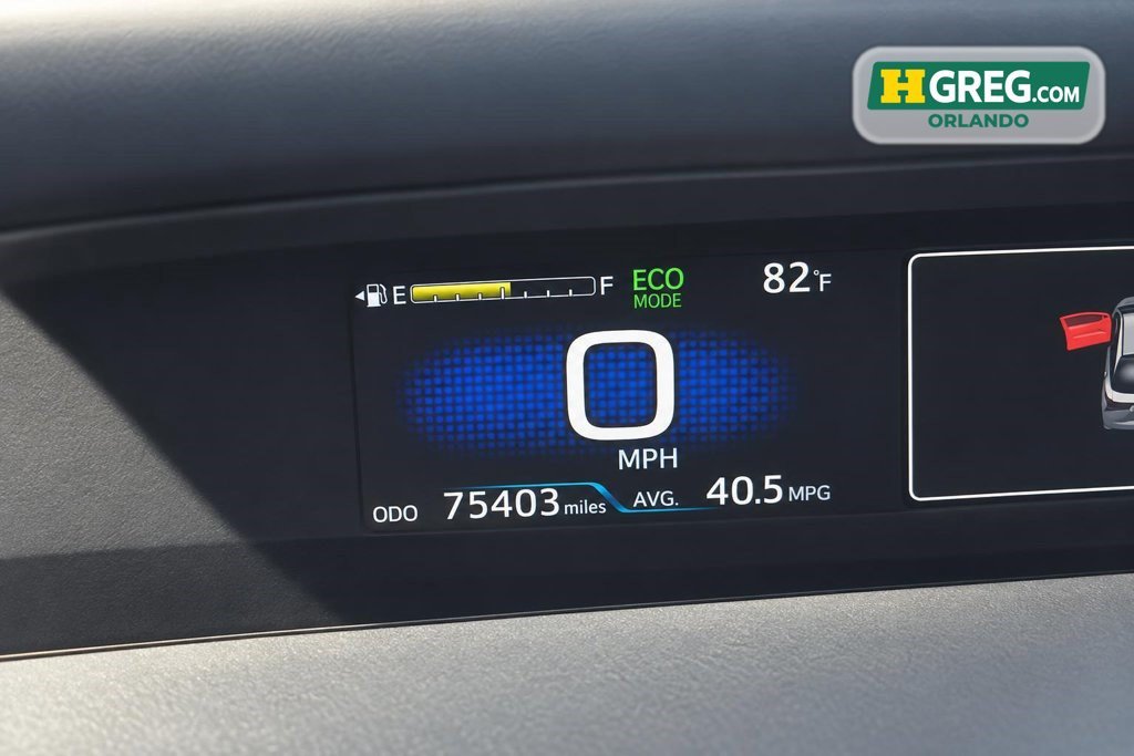 Used 2021 Toyota Prius L Eco FWD image 15