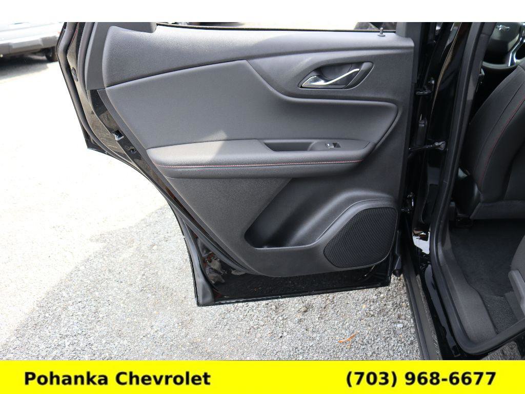 New 2025 Chevrolet Blazer RS w/ Driver Confidence II Package image 28