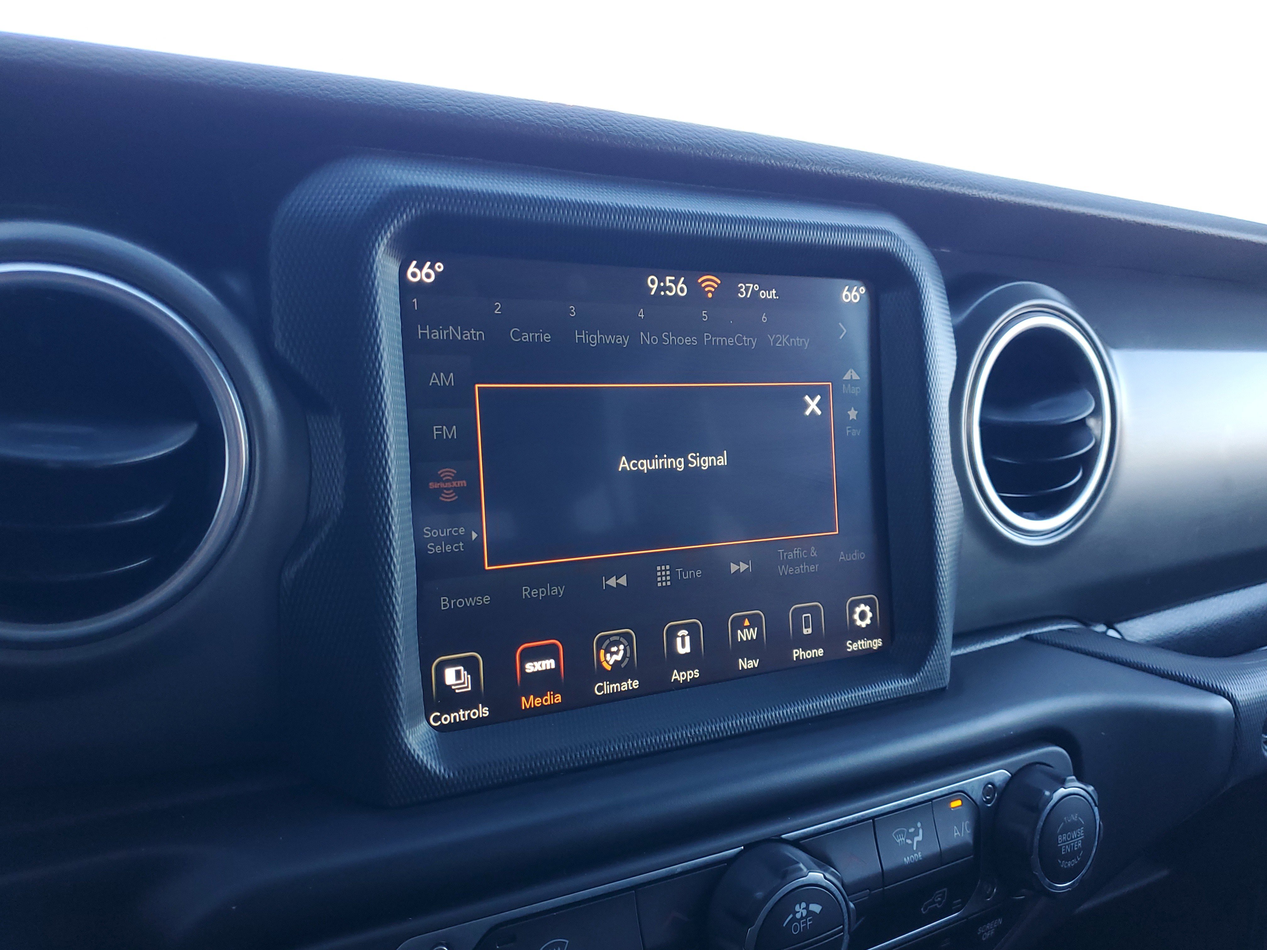 Used 2023 Jeep Wrangler Unlimited Rubicon 4xe image 16