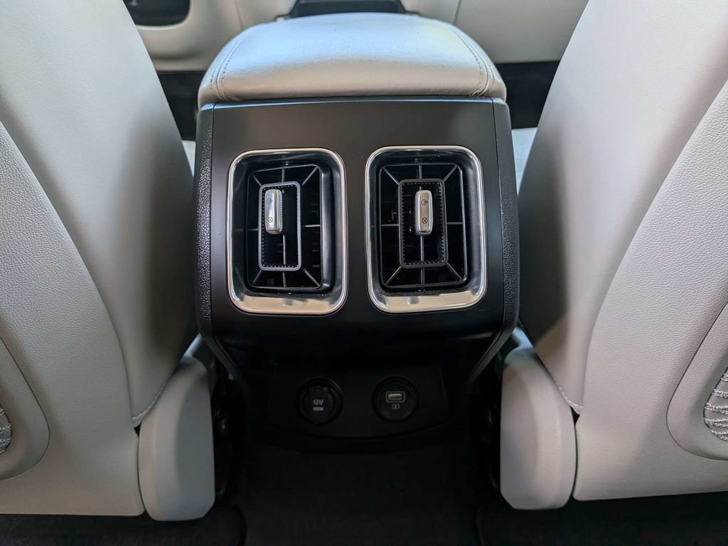 Used 2023 Kia Sorento EX FWD image 22
