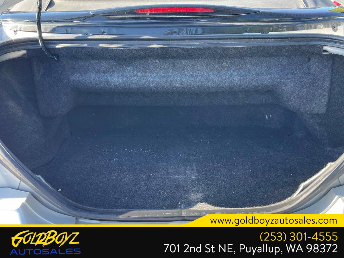 Used 2005 Chrysler Sebring Convertible FWD image 34