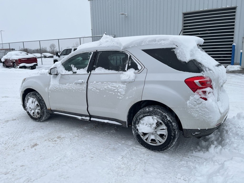 Used 2017 Chevrolet Equinox LT w/ Convenience Package image 11