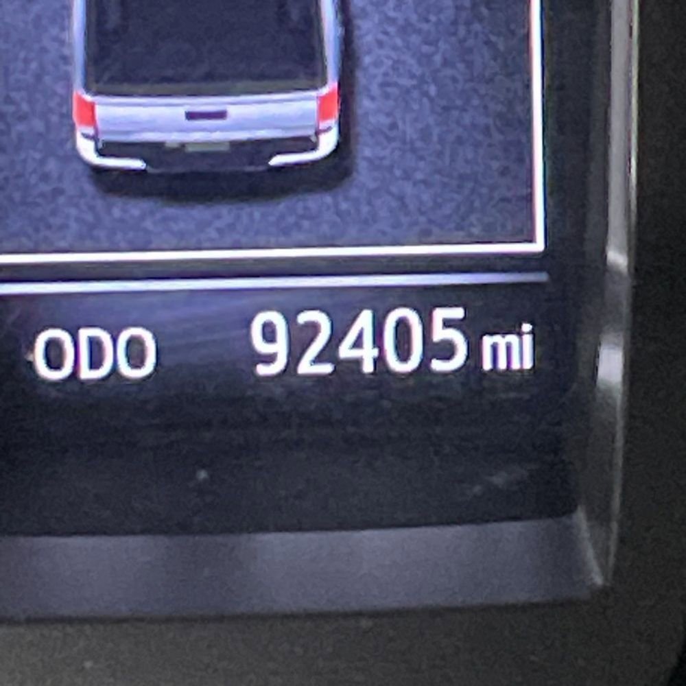 Used 2017 Toyota Tacoma Limited w/ Tow Package image 8