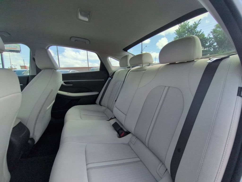 Used 2025 Hyundai Sonata SEL FWD image 27
