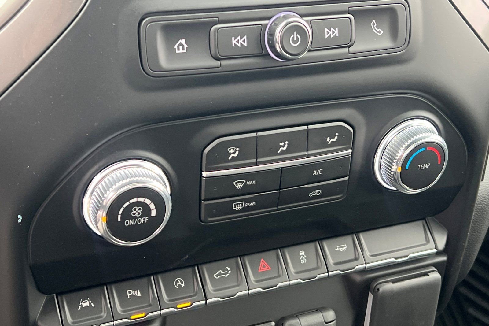 New 2026 GMC Sierra 1500 Pro w/ Pro Value Package image 15