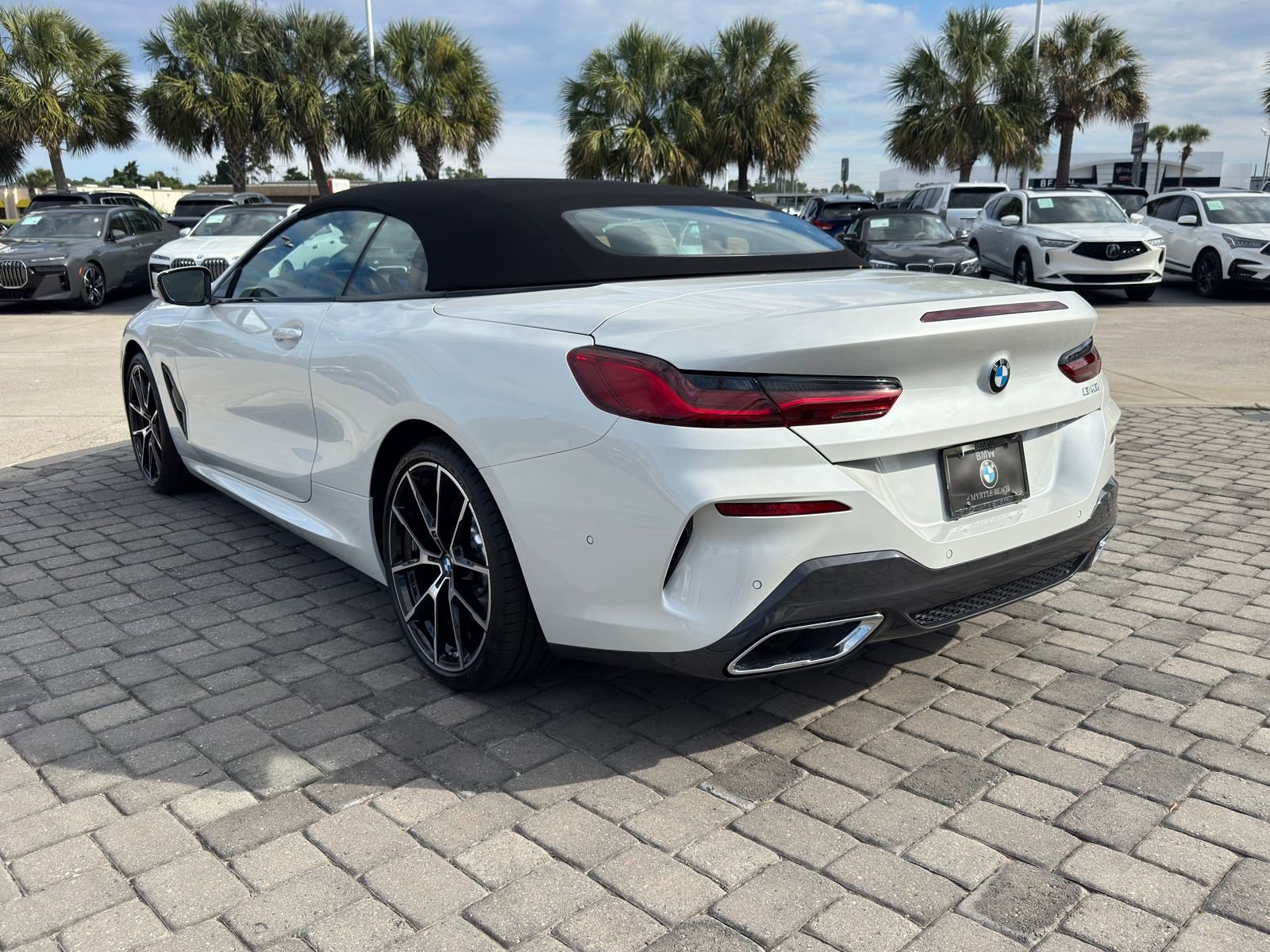 New 2026 BMW 840i Convertible w/ Comfort Seating Package image 9