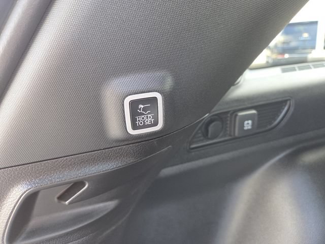 Used 2026 Jeep Grand Cherokee Limited AWD/4WD image 19