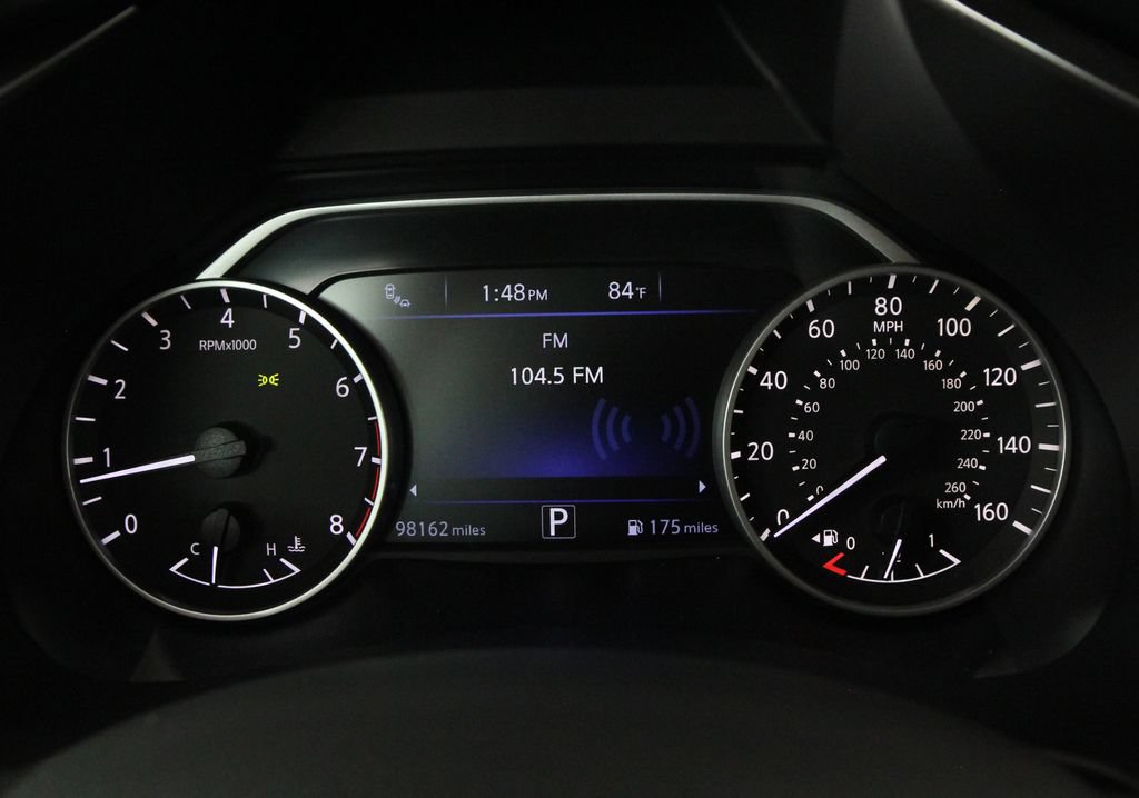 Used 2018 Nissan Murano SL w/ Midnight Edition Package FWD image 16