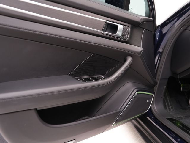 Certified 2023 Porsche Panamera GTS AWD/4WD image 9