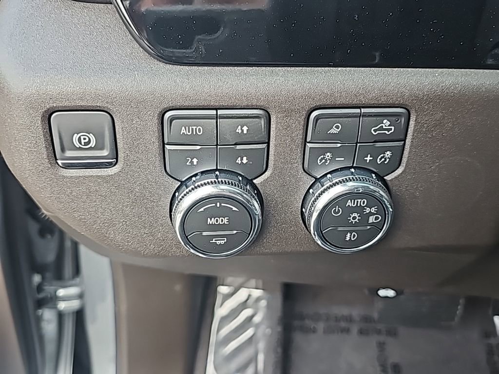 New 2026 GMC Sierra 1500 SLT w/ SLT Premium Plus Package image 17