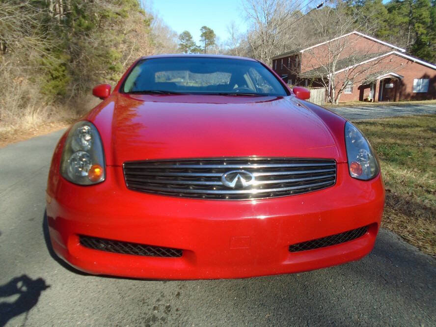 Used 2004 INFINITI G35 Coupe w/ Premium Pkg image 2