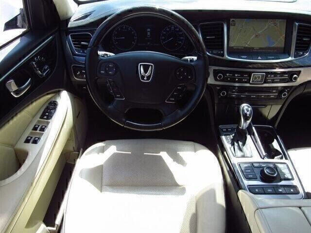 Used 2014 Hyundai Equus Signature RWD image 11