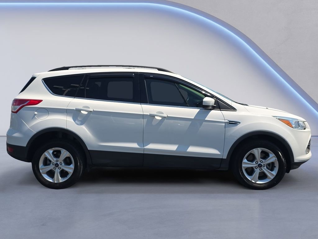 Used 2016 Ford Escape SE w/ SE Leather Comfort Package AWD/4WD image 7