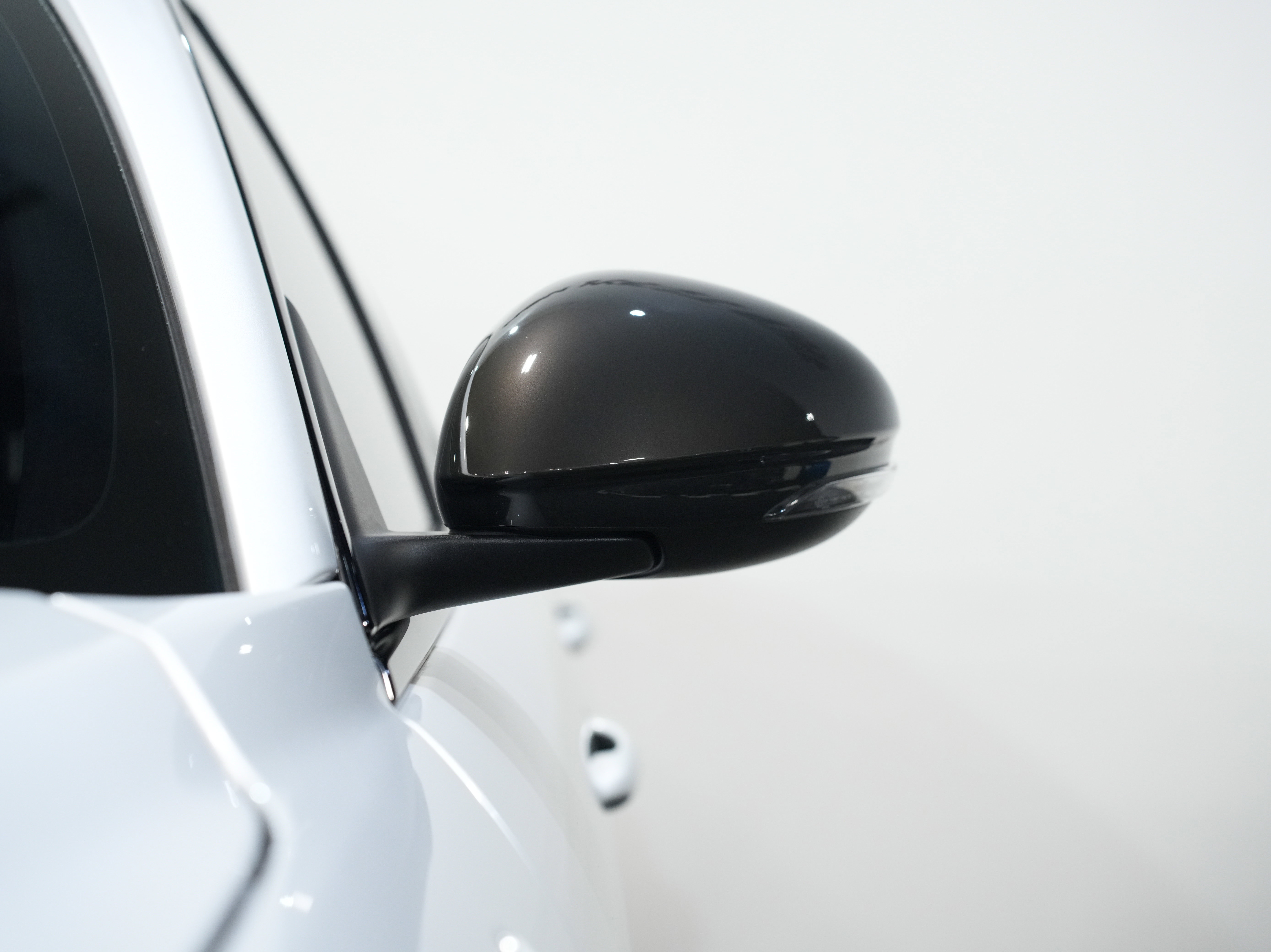 Used 2020 Alfa Romeo Giulia Quadrifoglio w/ Nero Edizione image 11