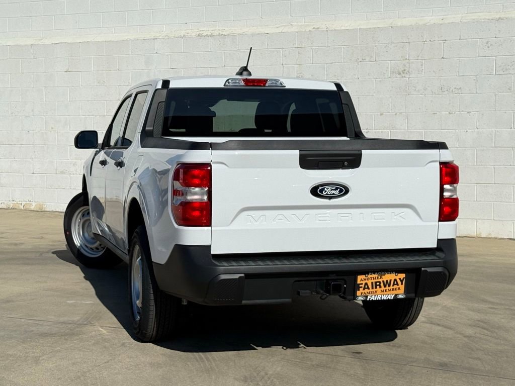 New 2025 Ford Maverick XL image 5