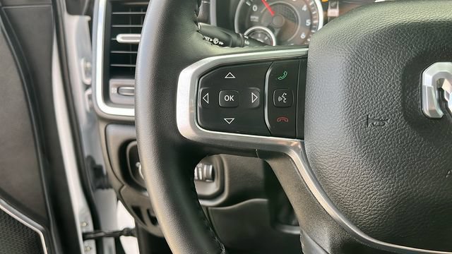 Used 2023 RAM 1500 Laramie AWD/4WD image 9