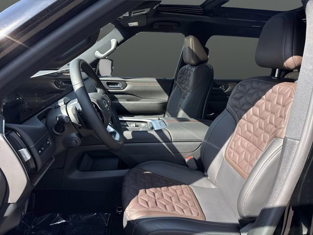 New 2026 Nissan Armada Platinum w/ Convenience Package image 4