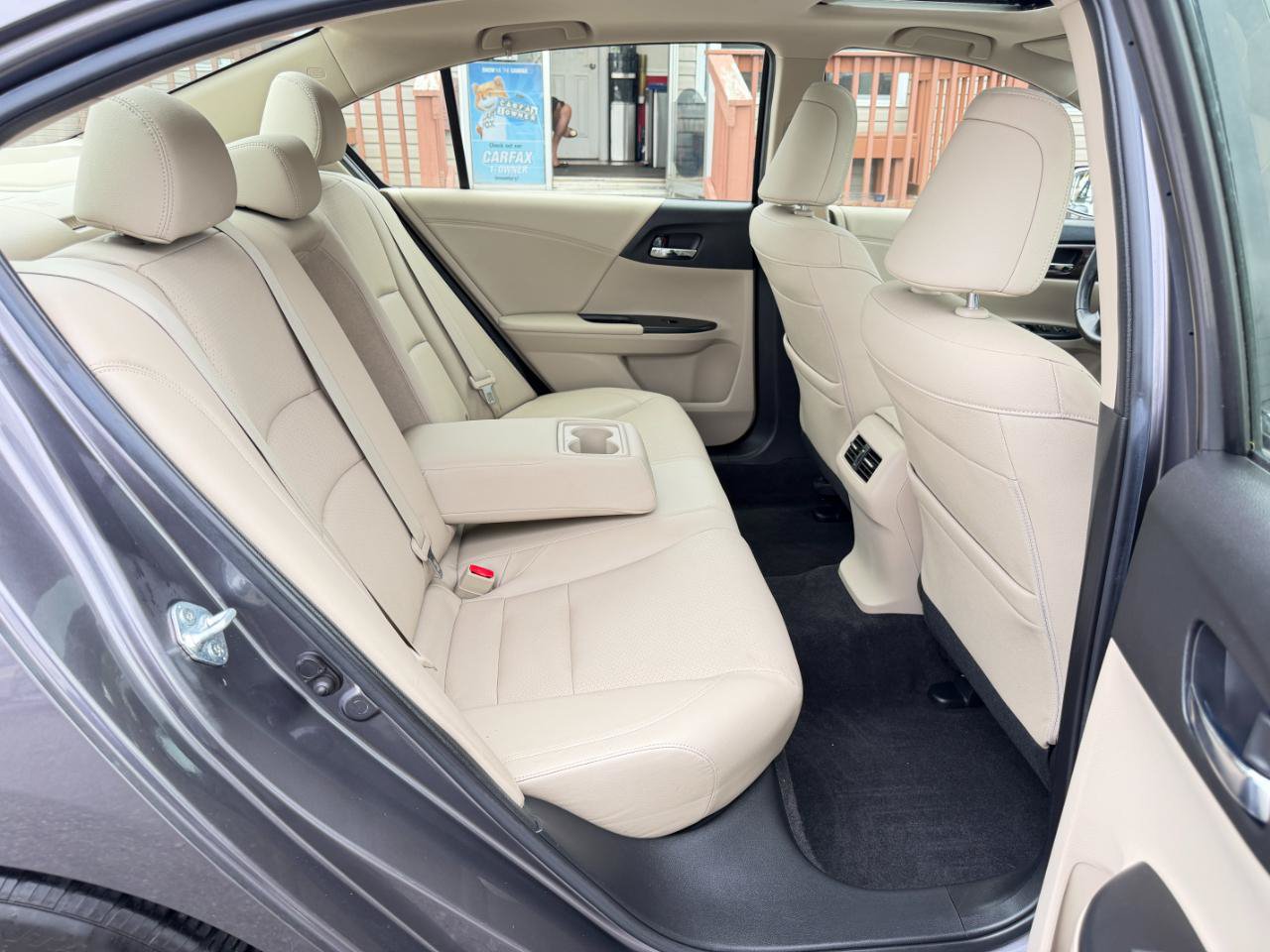 Used 2017 Honda Accord EX-L image 37