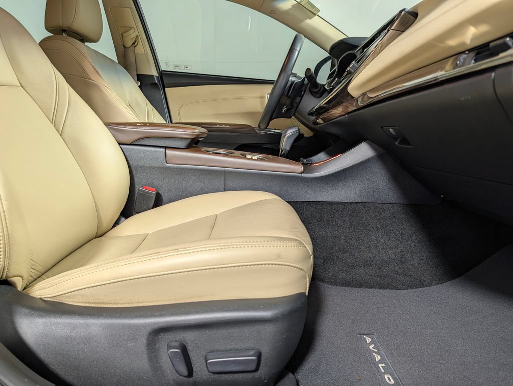 Used 2015 Toyota Avalon XLE Touring FWD image 8