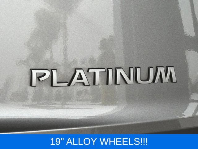 Used 2024 Nissan Rogue Platinum w/ Platinum Premium Package FWD image 5