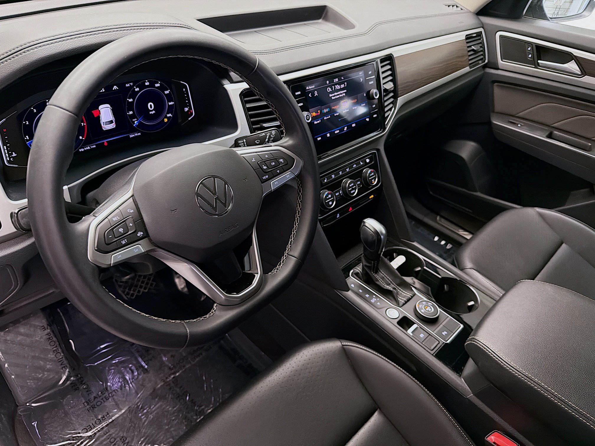 Used 2022 Volkswagen Atlas SE AWD/4WD image 7