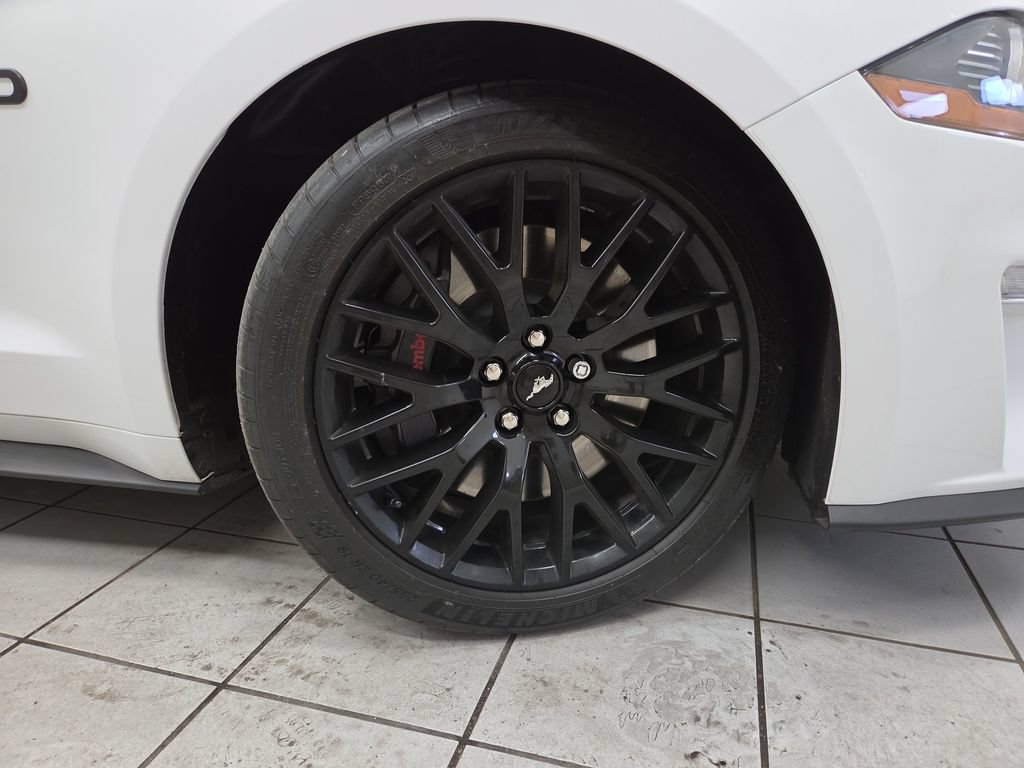 Used 2020 Ford Mustang GT Premium w/ GT Performance Package RWD image 8