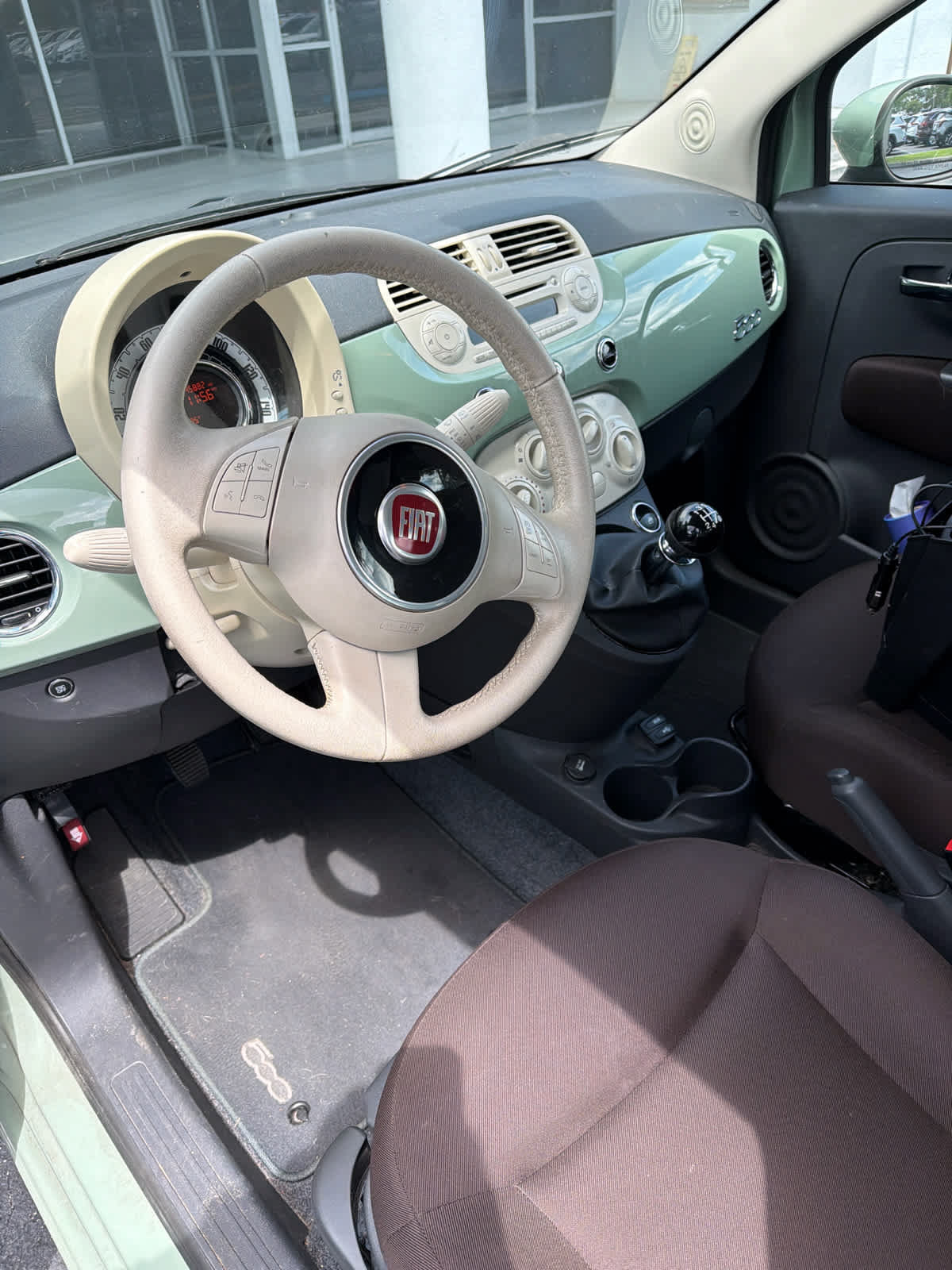 Used 2015 FIAT 500 Pop FWD image 4