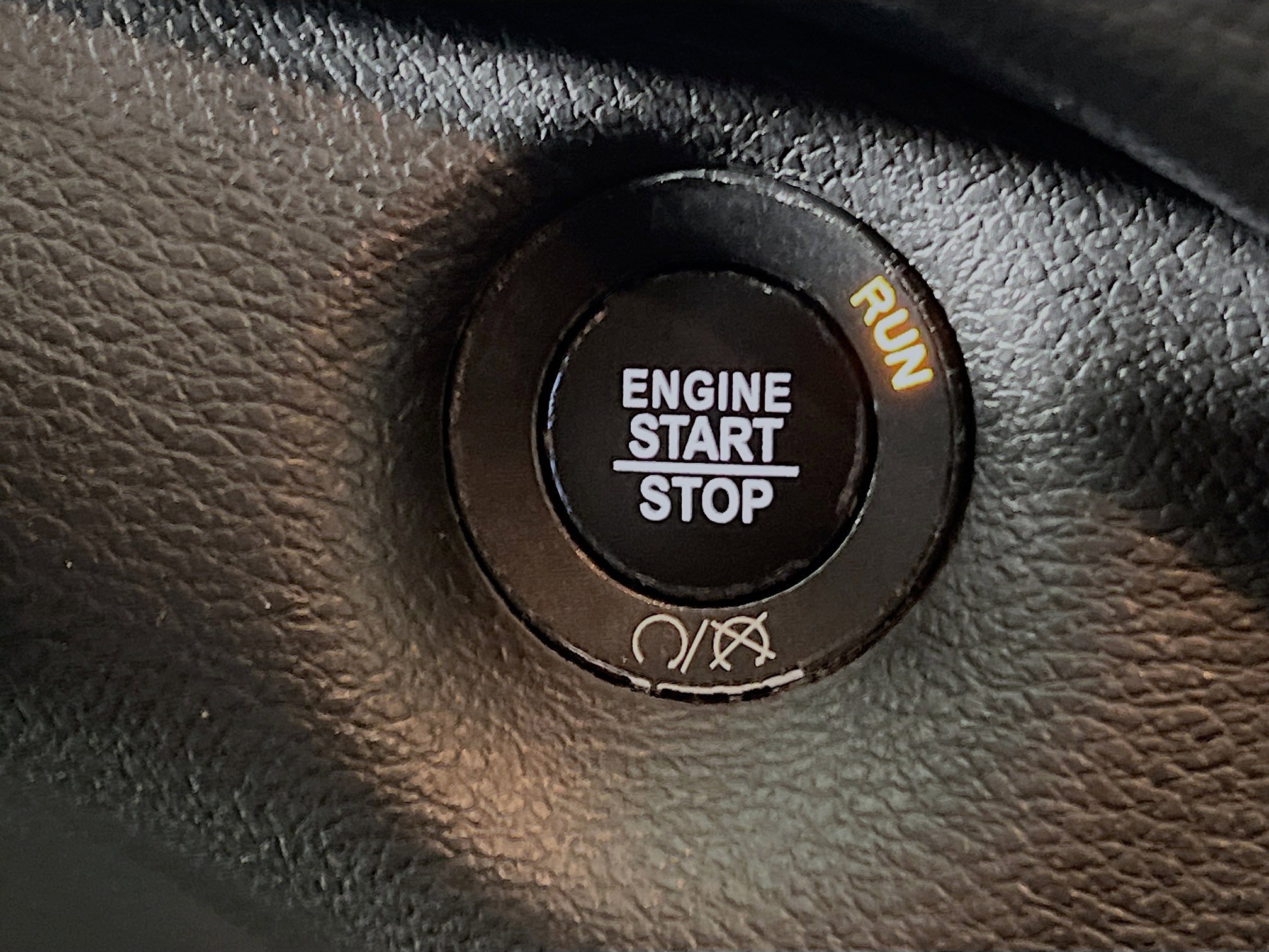 Used 2020 Jeep Cherokee High Altitude image 23