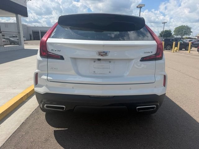 Used 2024 Cadillac XT4 Premium Luxury AWD/4WD image 9