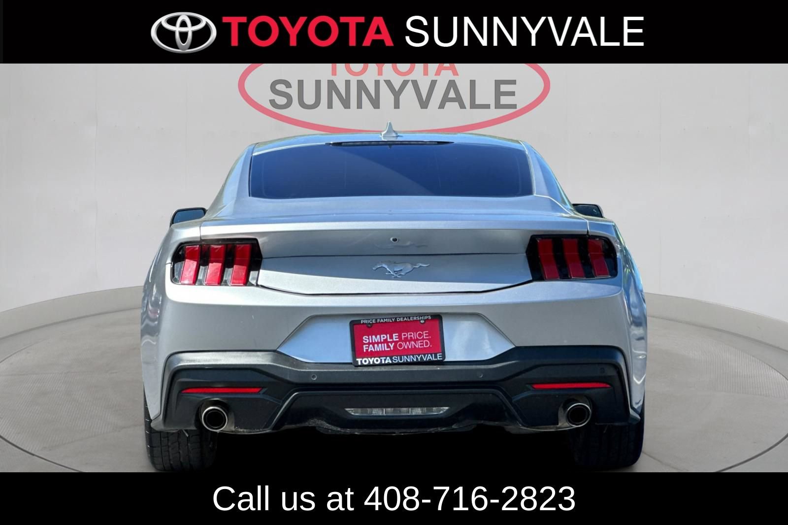 Used 2024 Ford Mustang Coupe RWD image 8