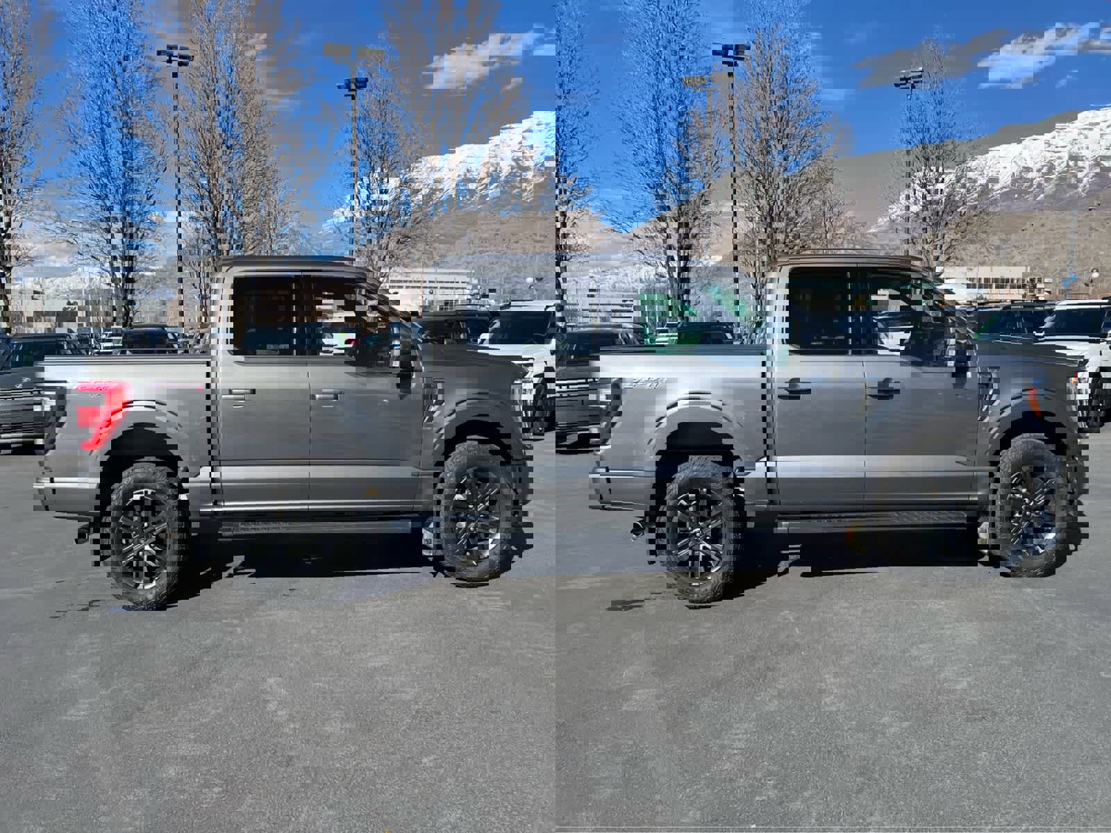 Used 2022 Ford F150 Lariat w/ Equipment Group 502A High image 6