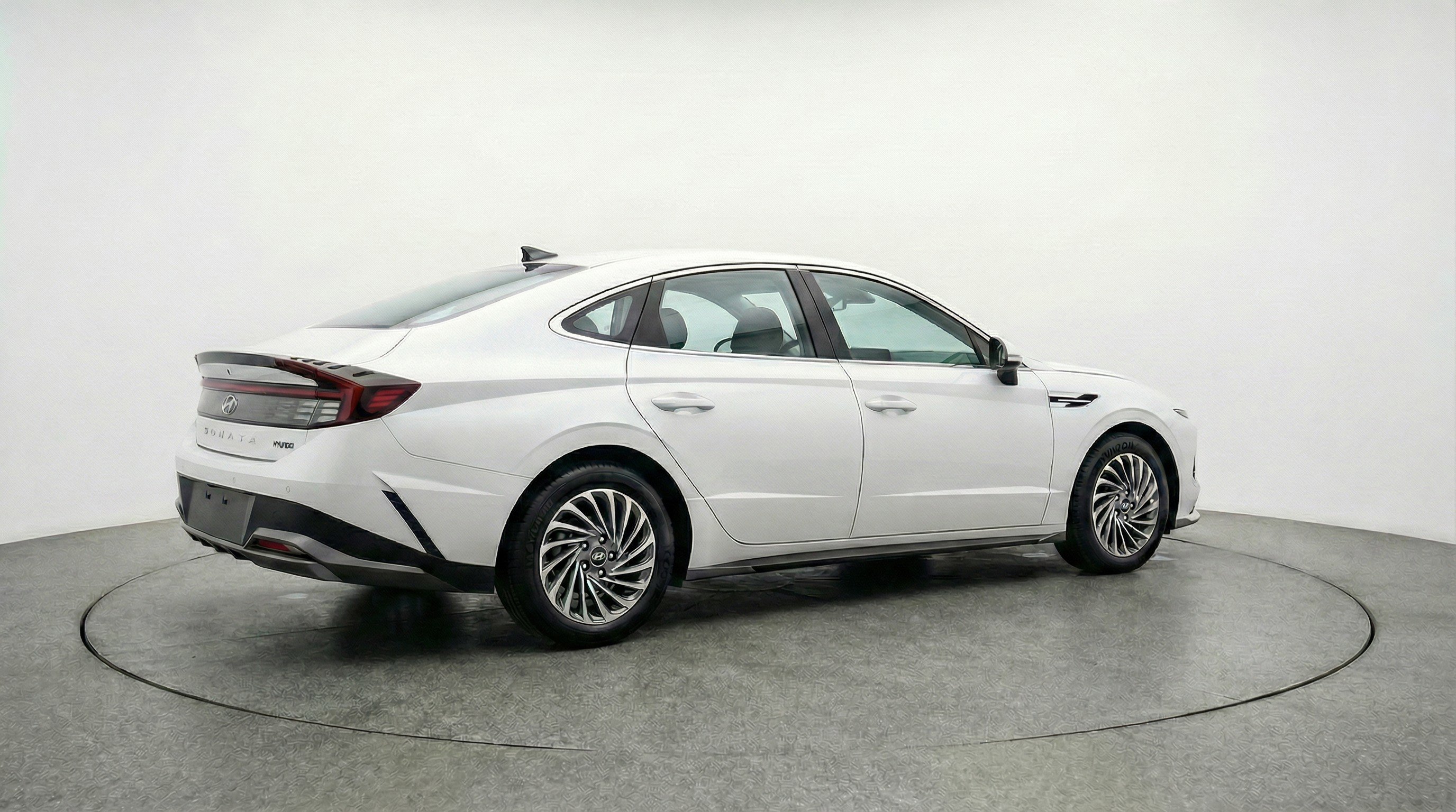 Used 2025 Hyundai Sonata SEL image 9