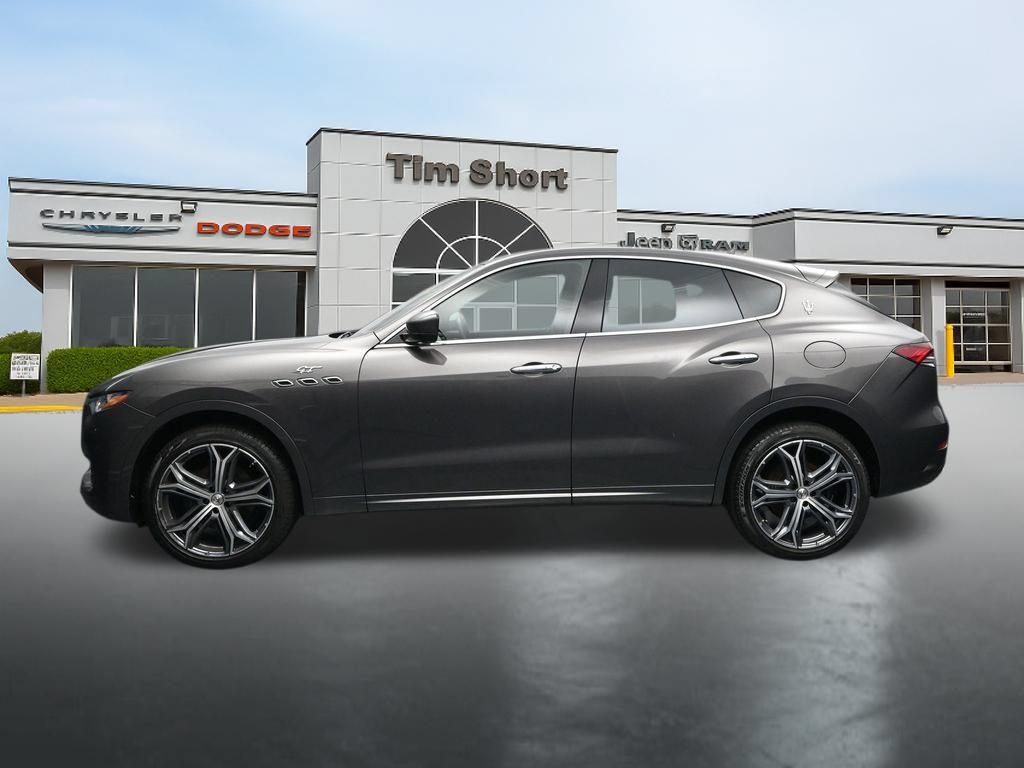 Used 2023 Maserati Levante GT AWD/4WD image 2