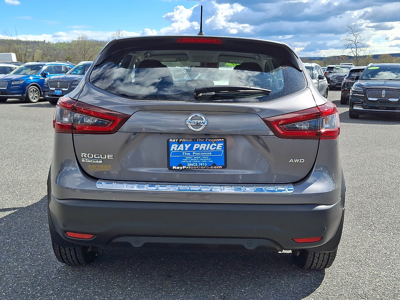 Used 2020 Nissan Rogue Sport S image 5