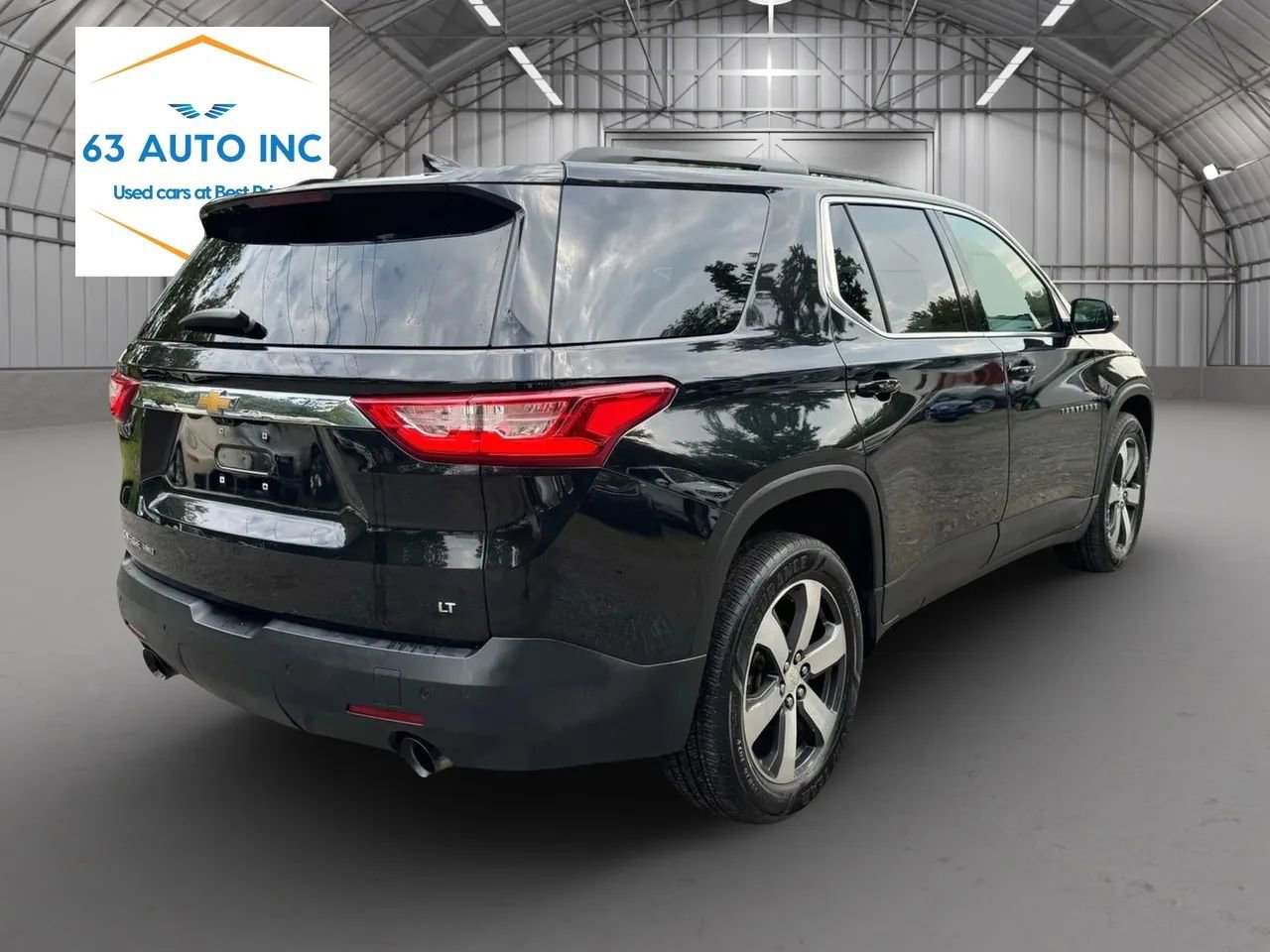 Used 2019 Chevrolet Traverse LT w/ LT Premium Package image 5
