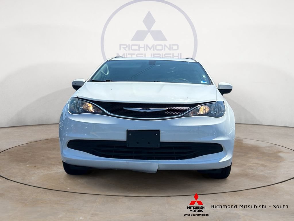 Used 2020 Chrysler Voyager Lxi FWD image 8