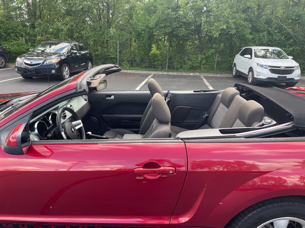 Used 2007 Ford Mustang GT RWD image 28