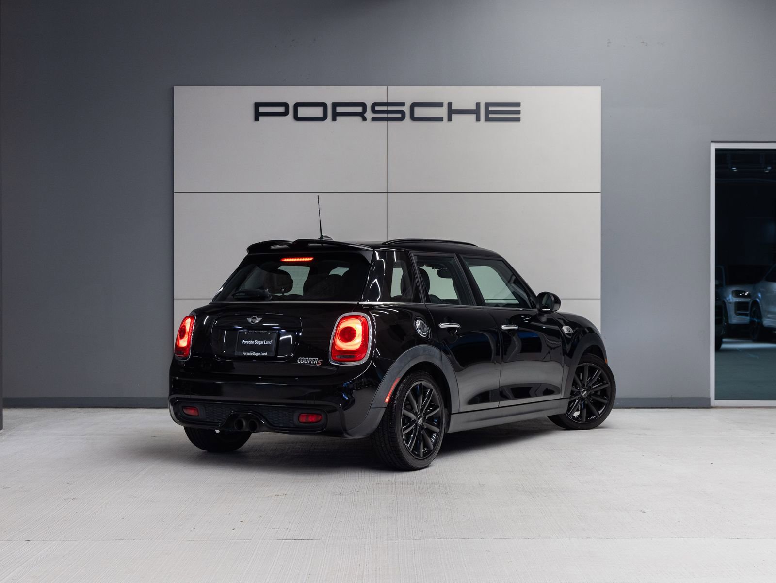 Used 2015 MINI Cooper S FWD image 7